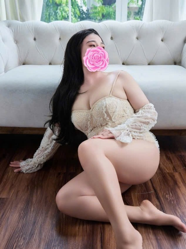 Phương Linh – Em Gái Gọi Giá Rẻ TP Đà Lạt Rất Xinh Và Chiều Khách